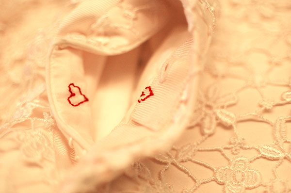 guipure lace wedding dress hearts detail