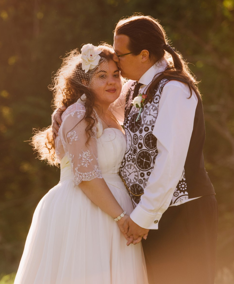 ivory taffeta and chiffon wedding dress