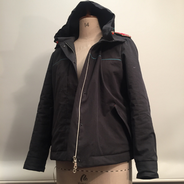 kelly anorak by closet case patterns made using quilted silk lining, grey herringbone cotton and beaded epaulettes