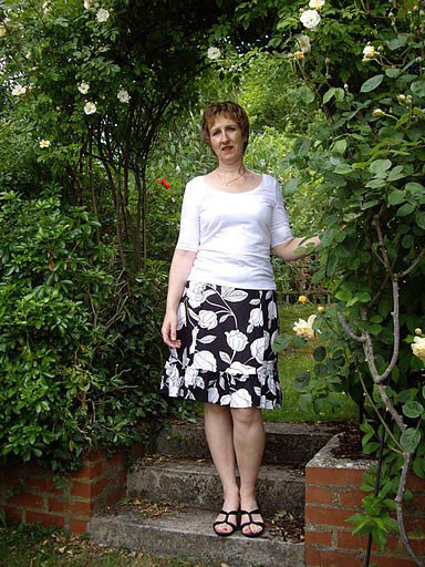 black and white printed linen skirt