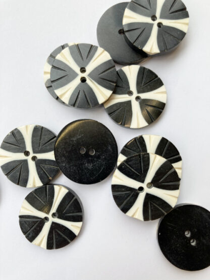 Black and White graphic tribal engraved natural bone button