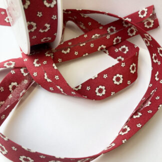 Crimson Red and White retro forget-me-not floral print 100% Cotton Bias Binding