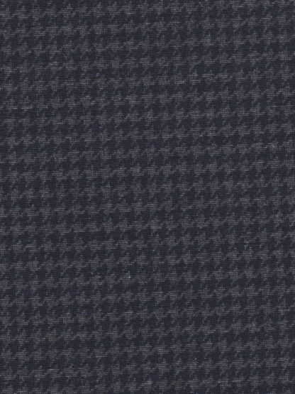 7640
