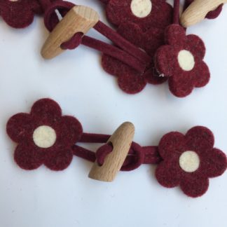 burgundy daisy felt duffle toggle with wooden button