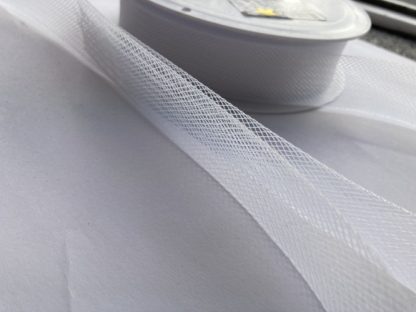 white 25mm horsehair braid