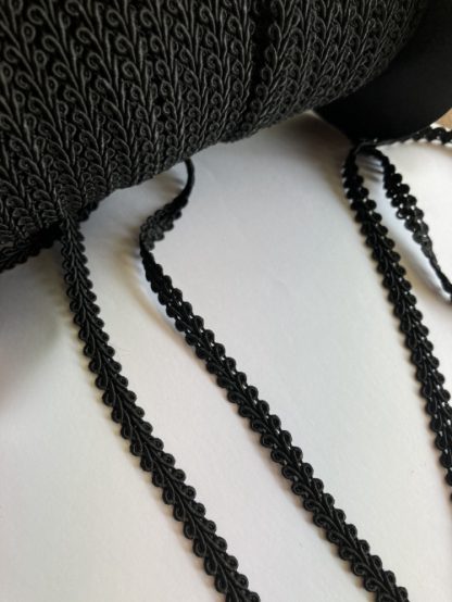 Black gimp figure of eight Braid, 68% Viscose 35% Cotton