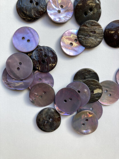 lilac dyed shell buttons