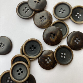 Brown corozo nut button