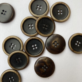 Brown corozo nut button