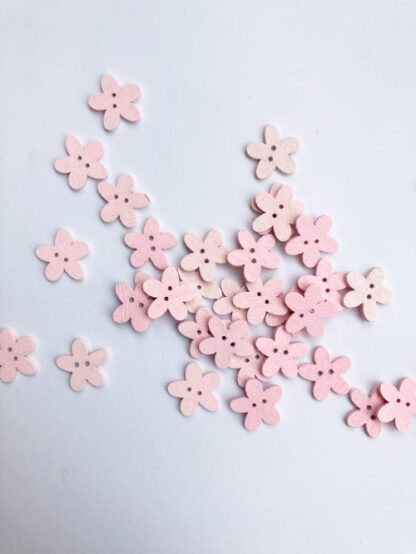 Pale Pink daisy shape flat wooden button