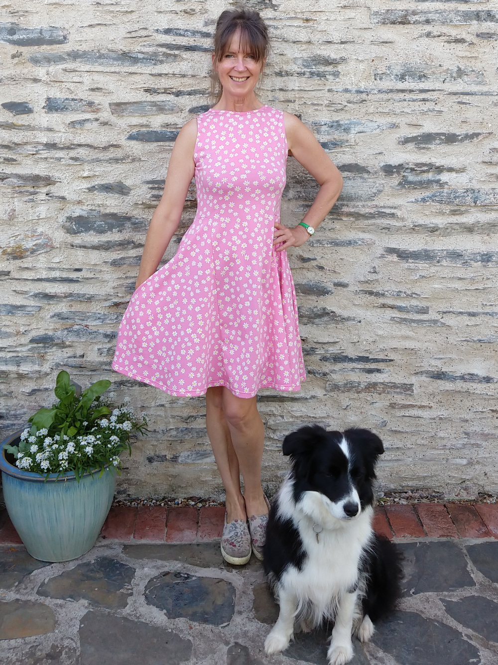 pink daisy print 100% cotton jersey swing dress (self drafted)