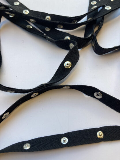 Black cotton snap fastener tape with poppers every 40mm Prym 992280