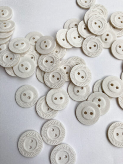 White linen textile effect plastic 2 hole white engraved button with rim 