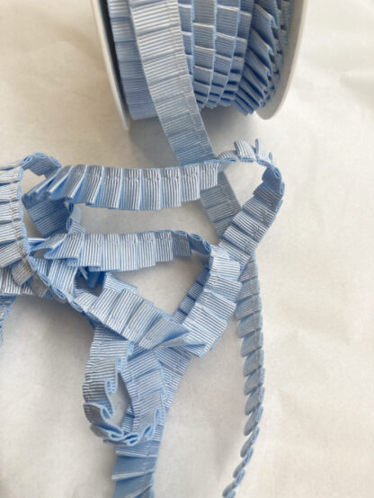 light blue pleated polyester grosgrain petersham fringe trimming