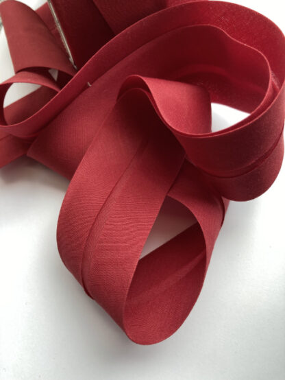 Red 90% Polyester 10% Cotton extra wide Bias Binding