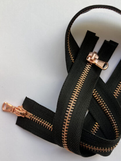 Black tape with no. 5 rose gold copper teeth 60cm double puller open end metal zip