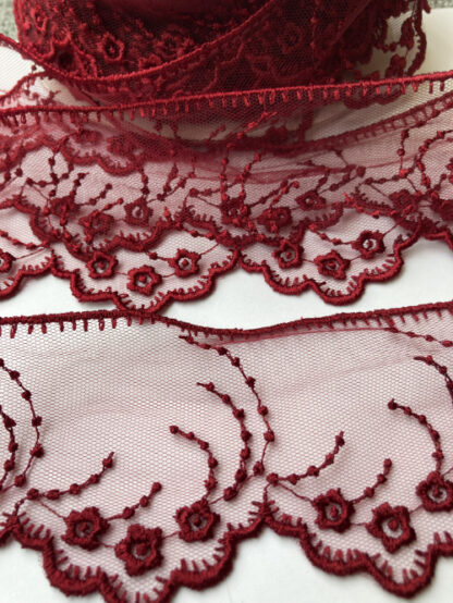 Wine Red floral design 100% Polyamide single scalloped edge Lace