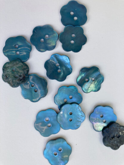 Sky Blue dyed 2 hole flower shape shell buttons