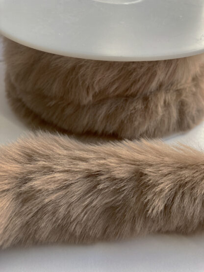 Fawn Beige Faux Fur Trimming / Piping with Flange
