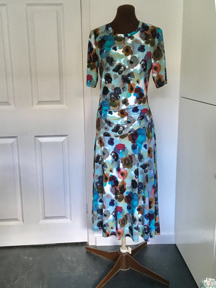 simplicity 9222 jersey flared dress made up in watercolour print viscose jersey