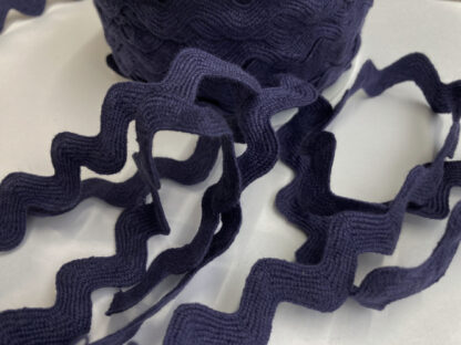 French Navy Blue Cotton Rick Rack Braid. Width of braid = 10mm, width including wiggle = 17mm