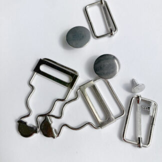 Silver dungaree clips with matching slider buckles and rivet buttons (sold per pair) to fit 1" / 25mm strap