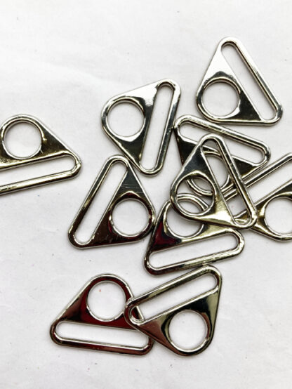 Gold metal triangle ring to fit swivel clip and 32mm strap (use instead of D-ring)