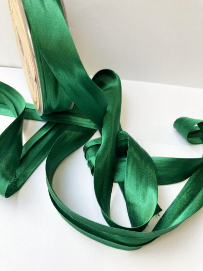 Emerald Green 100% Polyester super soft lightweight satin Bias Binding