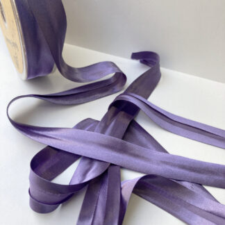 Lilac Purple 100% Polyester super soft lightweight satin Bias Binding
