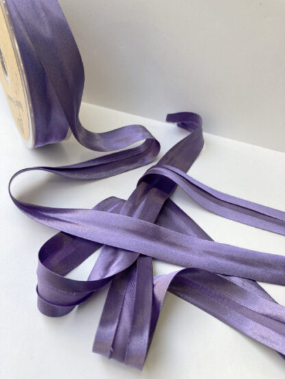 Lilac Purple 100% Polyester super soft lightweight satin Bias Binding