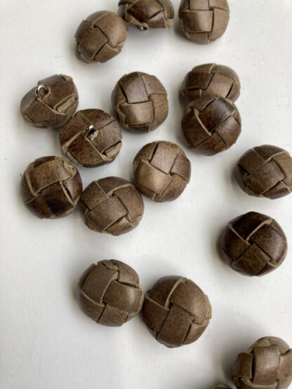 B2206-36 brown genuine leather traditional football dome buttons on shank