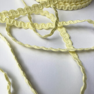 Lemon Yellow serpentine wave small gimp braid, 100% polyester